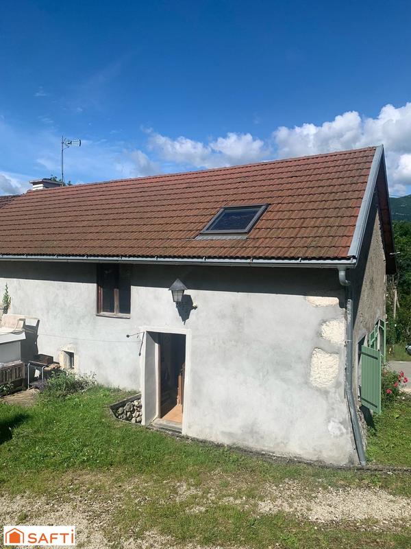 Maison - 135 m² - 9 pièces