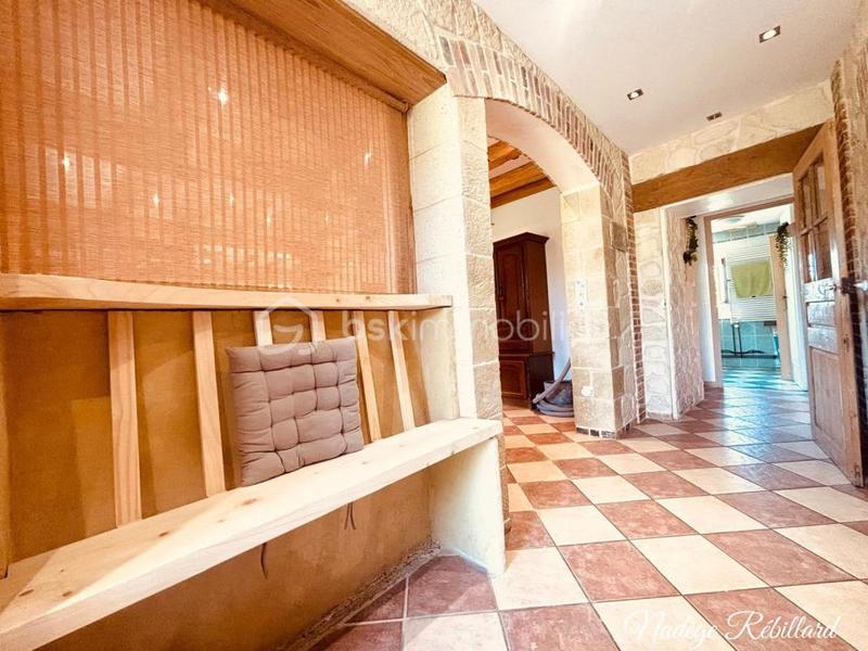 Propriété - 180 m² - 6 pièces