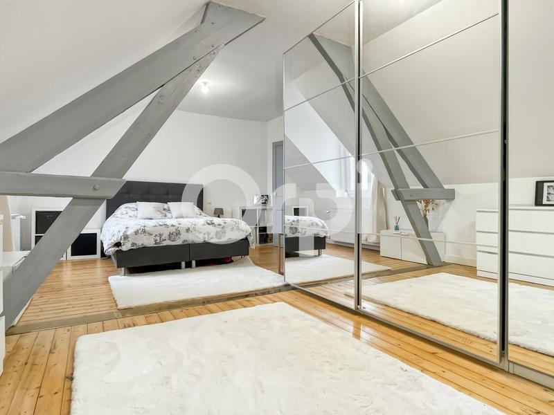 Maison de ville - 181 m² - 6 pièces