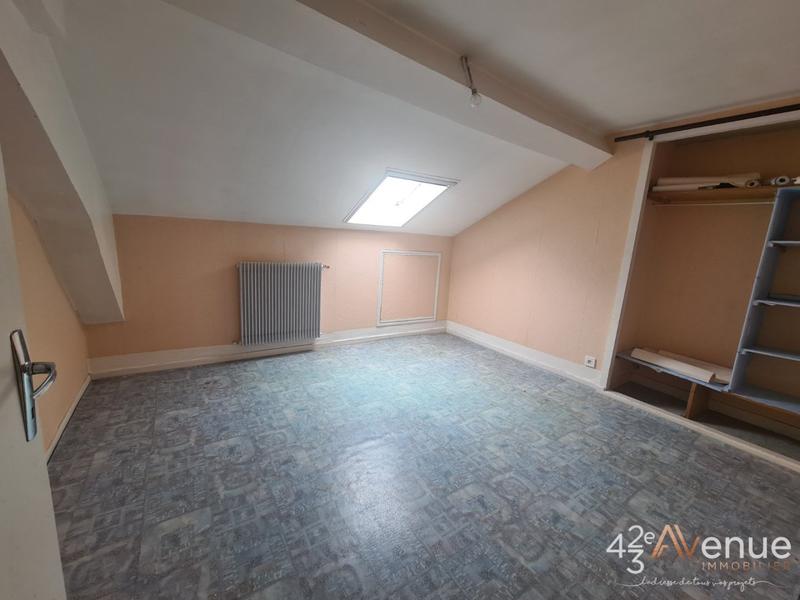 Immeuble - 746 m² - 31 pièces