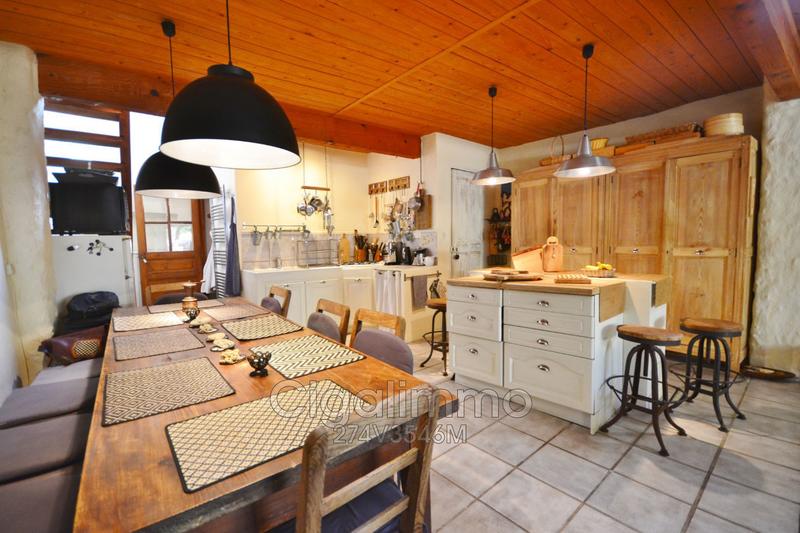 Maison en pierre - 142 m² - 4 pièces