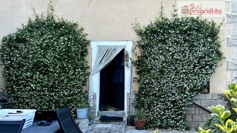 Maison en pierre - 257 m² - 12 pièces