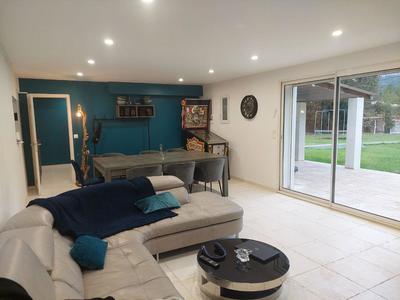 Maison - 170 m² - 6 pièces