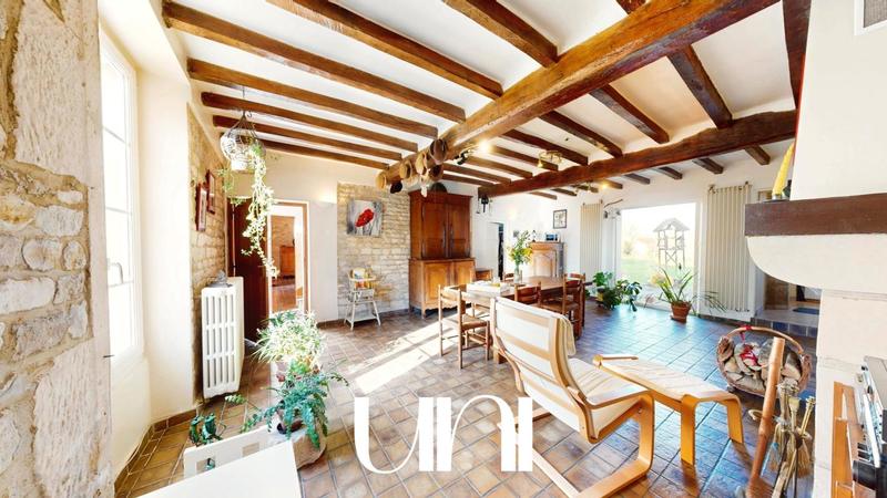 Maison - 388 m² - 12 pièces