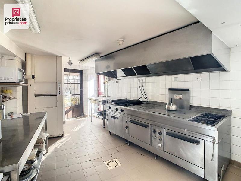 Immeuble - 389 m² - 15 pièces