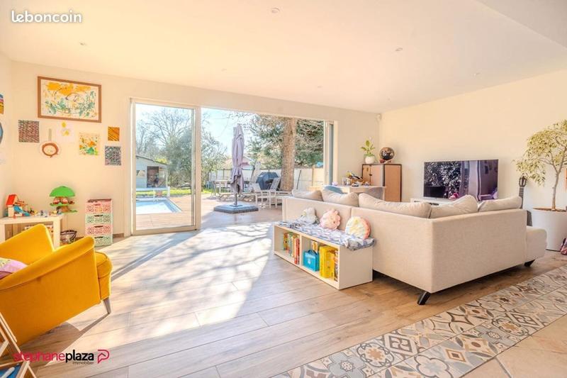 Maison - 130 m² - 6 pièces