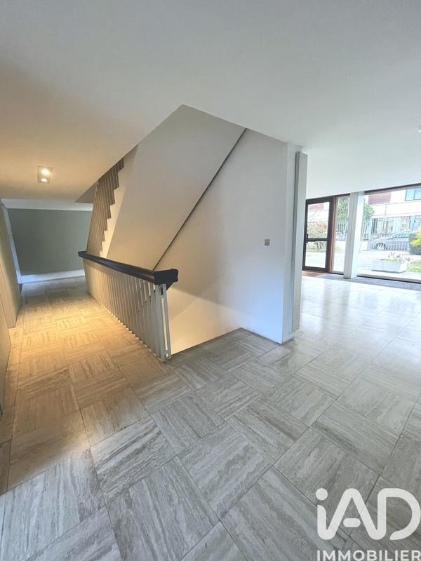 Appartement - 140 m² - 6 pièces