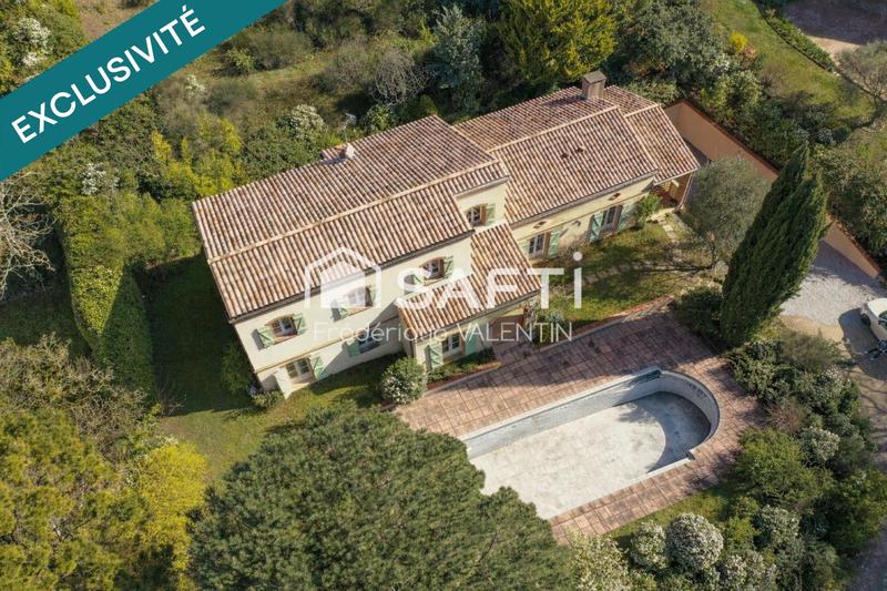 Bastide - 254 m² - 9 pièces