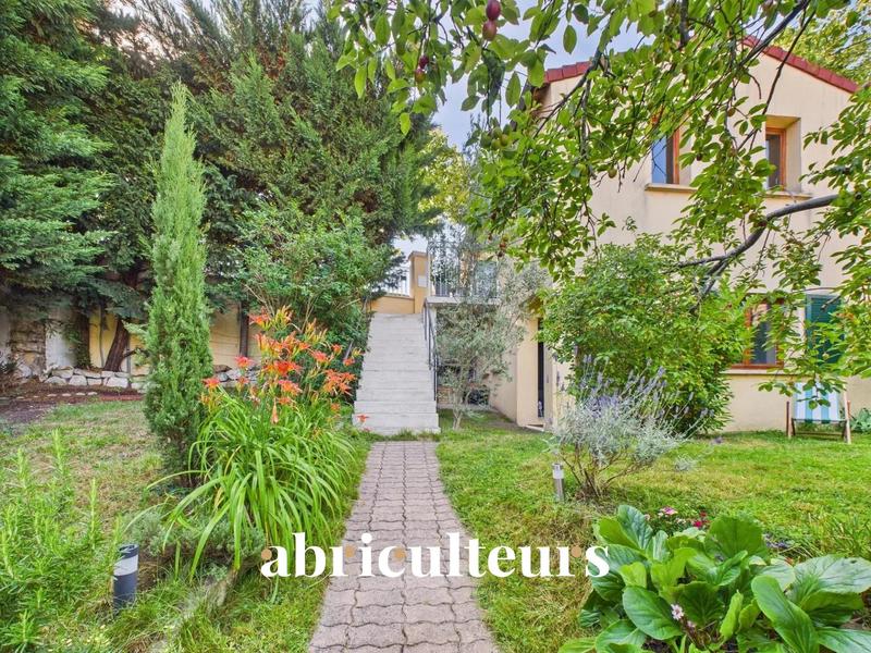 Maison - 132 m² - 6 pièces