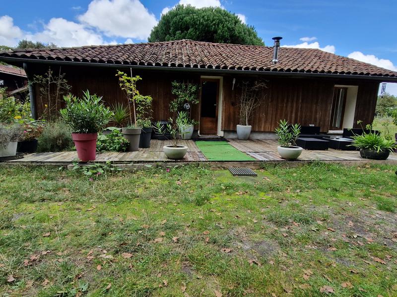 Maison - 200 m² - 7 pièces