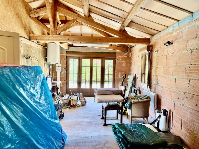 Maison - 221 m² - 6 pièces