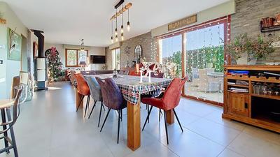 Maison - 161 m² - 6 pièces