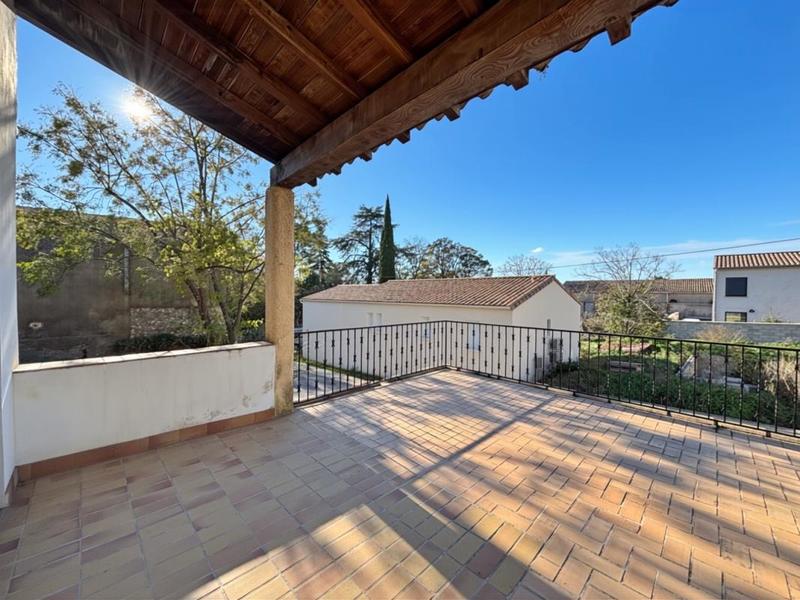 Immeuble - 230 m² - 9 pièces