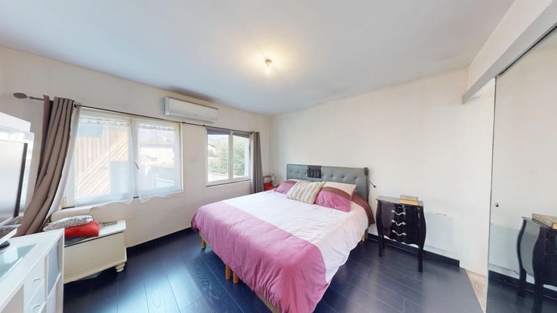 Maison - 133 m² - 6 pièces