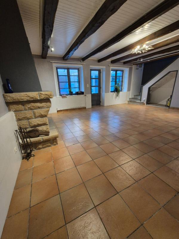 Maison - 102 m² - 4 pièces