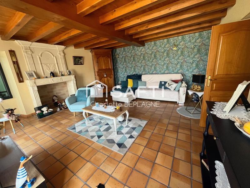 Maison - 263 m² - 7 pièces