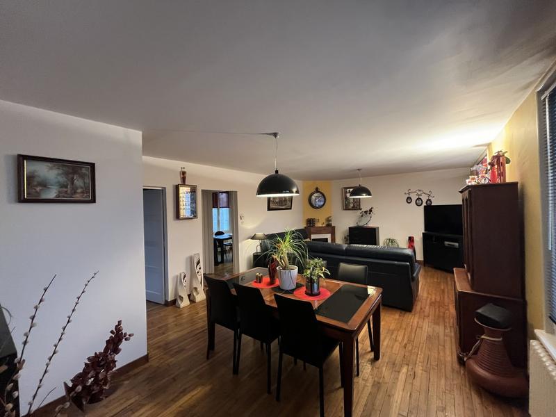 Maison - 139 m² - 7 pièces