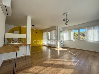 Appartement - 103 m² - 4 pièces