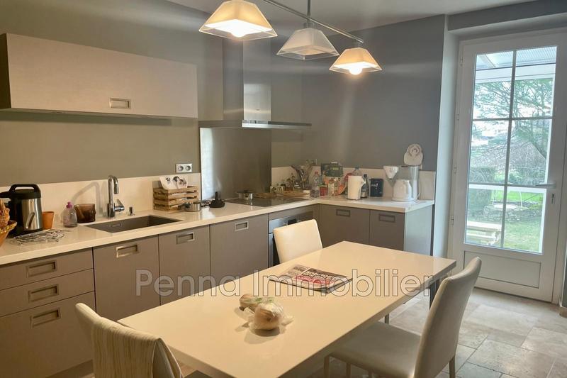 Maison en pierre - 297 m² - 7 pièces