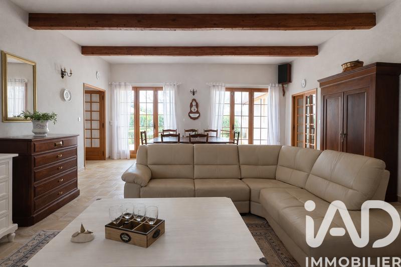 Maison - 469 m² - 15 pièces