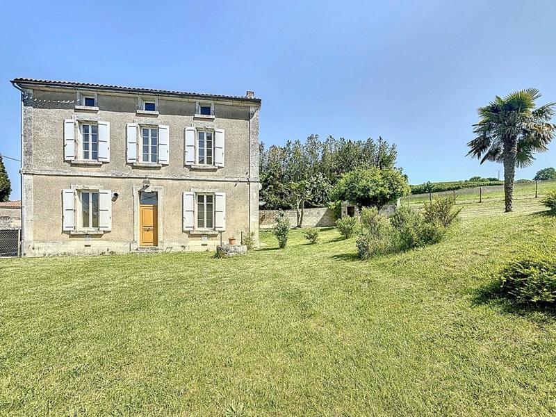 Maison - 150 m² - 6 pièces