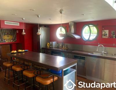 Chambre - 15 m² - 1 pièce