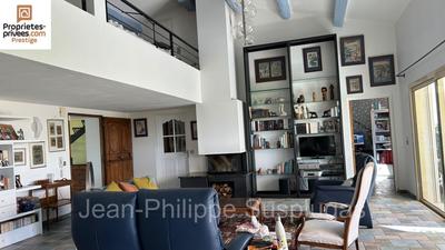 Villa - 230 m² - 7 pièces