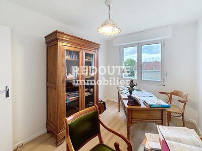 Appartement - 105 m² - 5 pièces