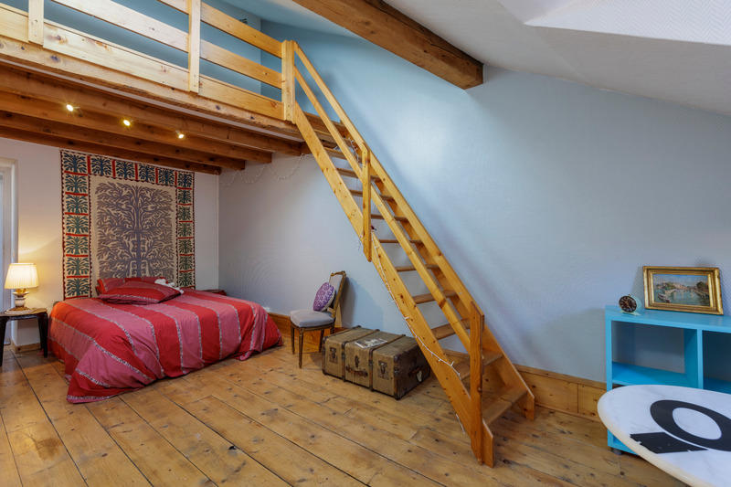 Maison - 195 m² - 7 pièces