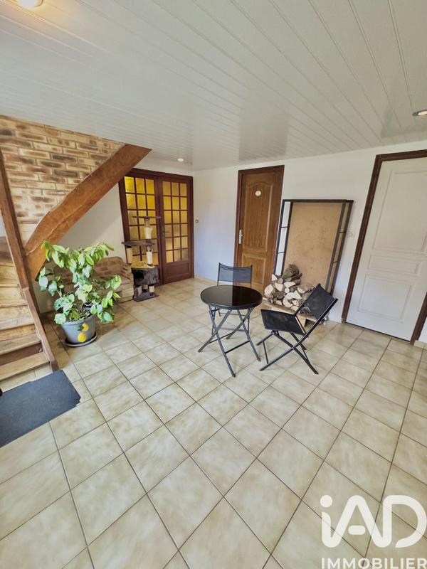 Maison - 213 m² - 8 pièces