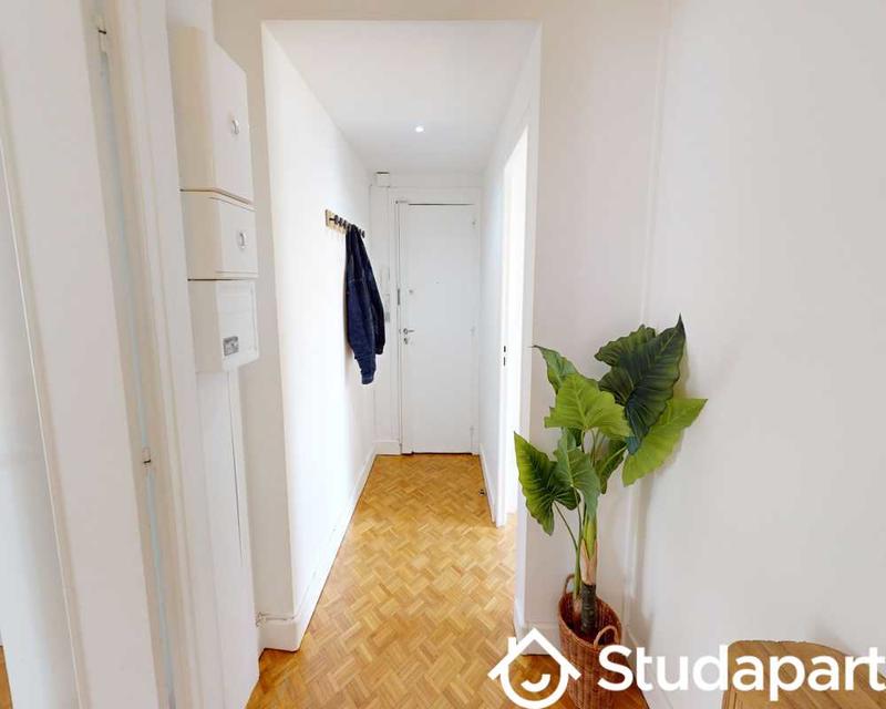 Chambre - 110 m² - 1 pièce