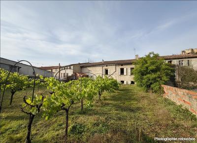 Maison de village - 146 m² - 9 pièces