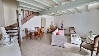 Maison - 90 m² - 6 pièces