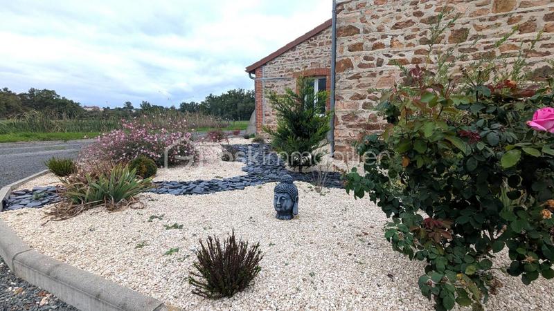 Corps de ferme - 242 m² - 8 pièces