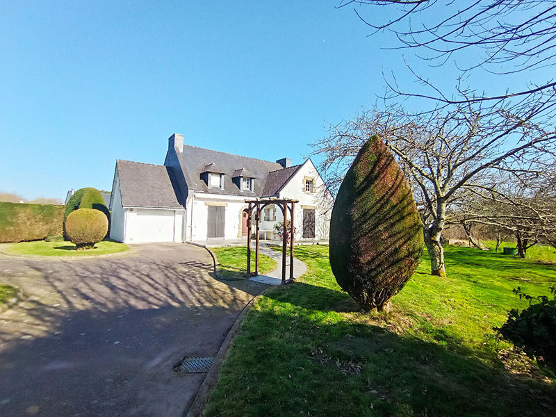 Maison - 139 m² - 6 pièces