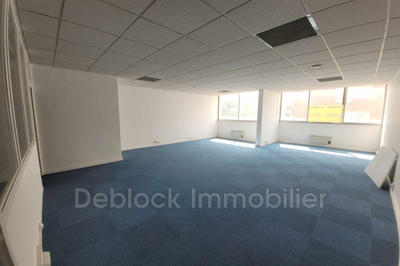 Bureau - 383 m²