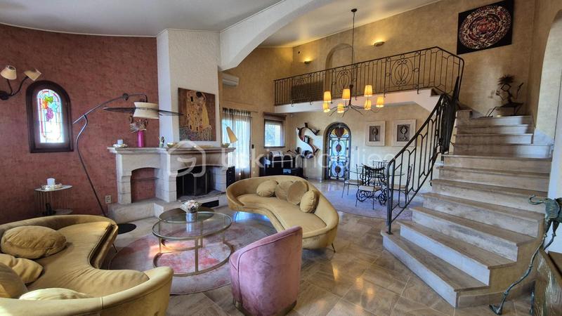 Villa - 137 m² - 5 pièces