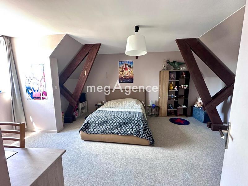 Maison - 138 m² - 6 pièces