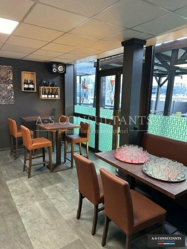 Fonds de commerce - Local commercial - 200 m²