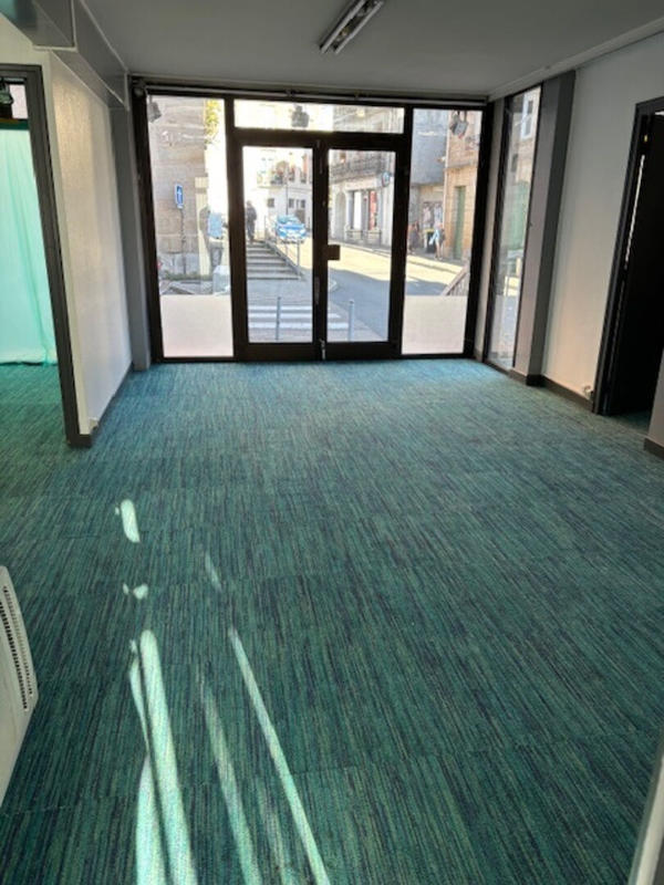 Local commercial - 110 m²