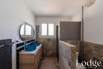 Maison - 93 m² - 5 pièces