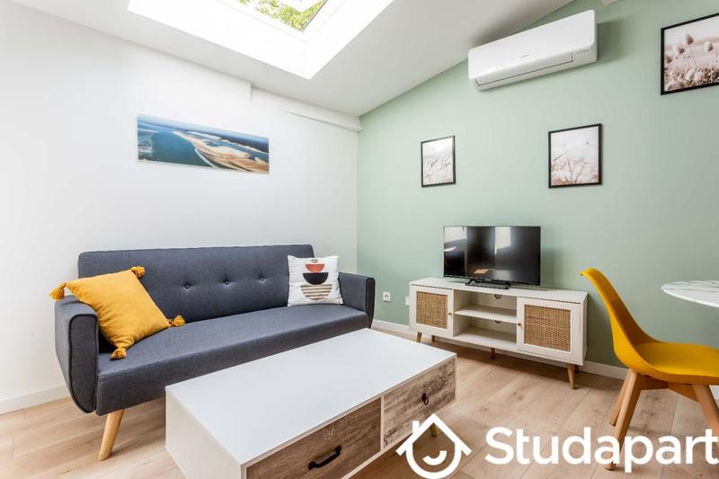 Chambre - 12 m² - 1 pièce