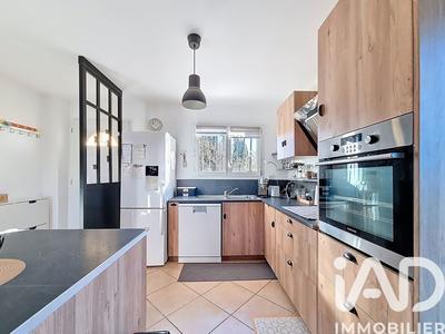 Maison - 86 m² - 4 pièces