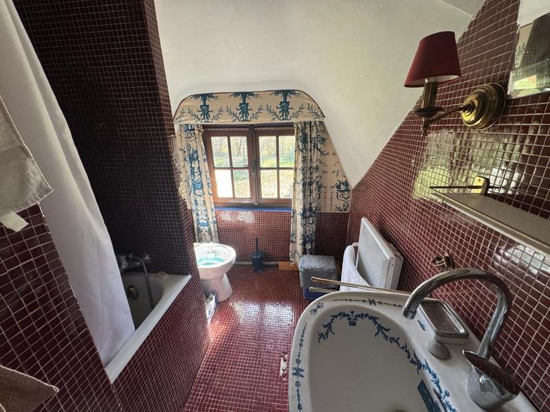 Maison - 178 m² - 8 pièces