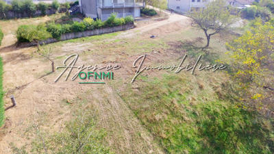 Terrain - 2 900 m²