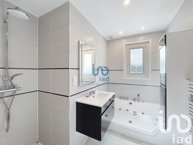 Maison - 131 m² - 7 pièces