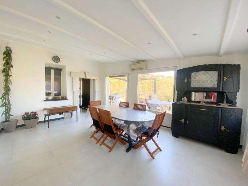 Villa - 140 m² - 6 pièces