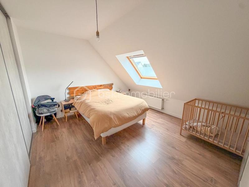 Maison - 98 m² - 5 pièces