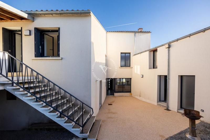 Maison ancienne - 192 m² - 9 pièces