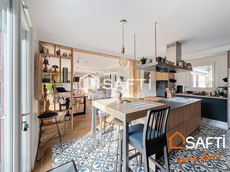 Maison - 146 m² - 6 pièces